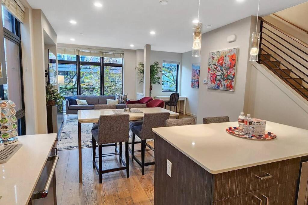 West Seattle'S Modern Townhome المظهر الخارجي الصورة